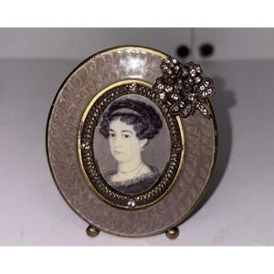 Two's Company Amythest Rhinestones Dragonfly Enamel Oval Picture Frame‎ w Clip